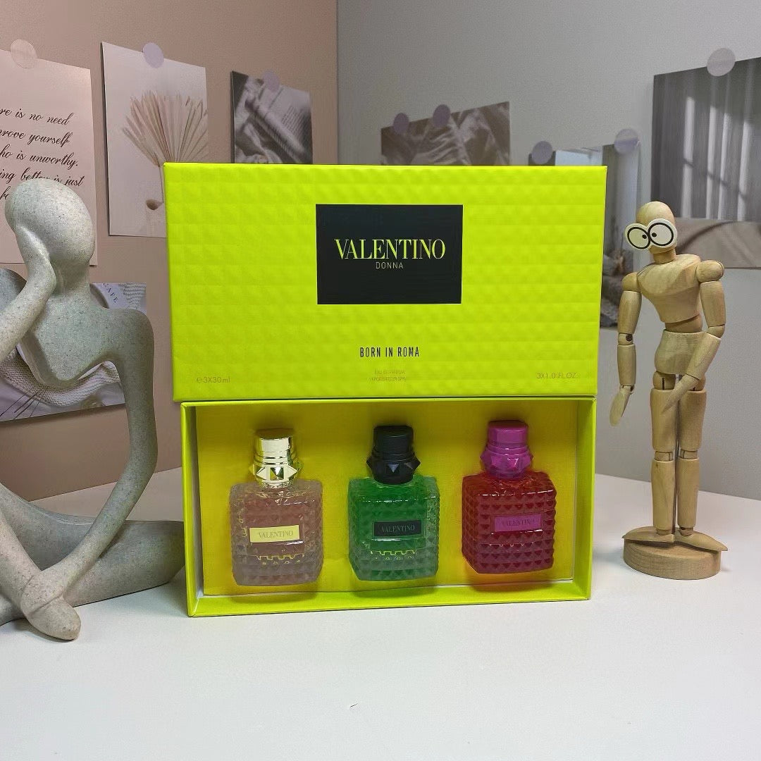 Valentino Born In Roma for Her Gift Set 30ml*3